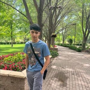 Meet your Posher, Daniel